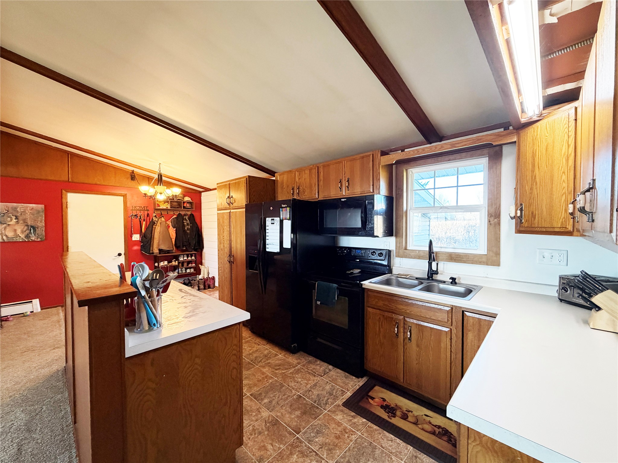 417 E Logan Avenue Property Photo 7