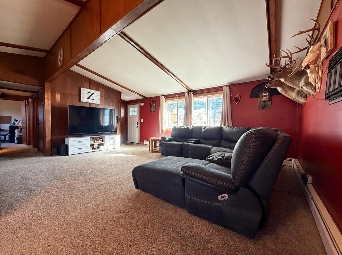 417 E Logan Avenue Property Photo 14