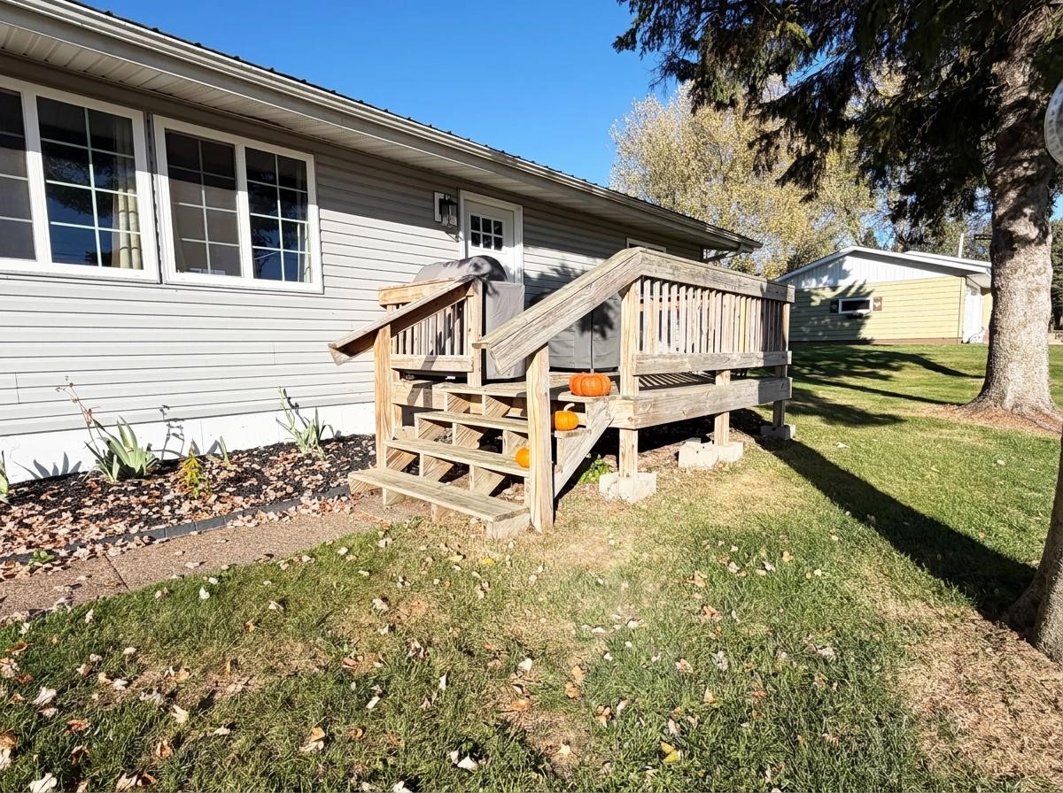 417 E Logan Avenue Property Photo 25