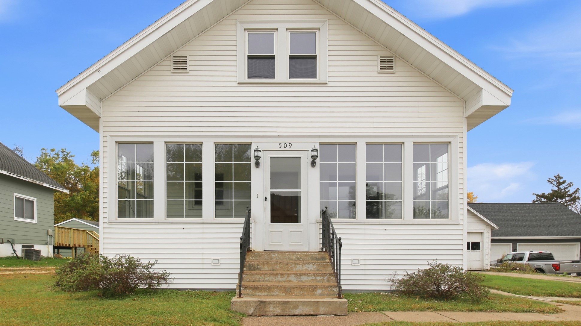 509 7th Avenue W Property Photo 1