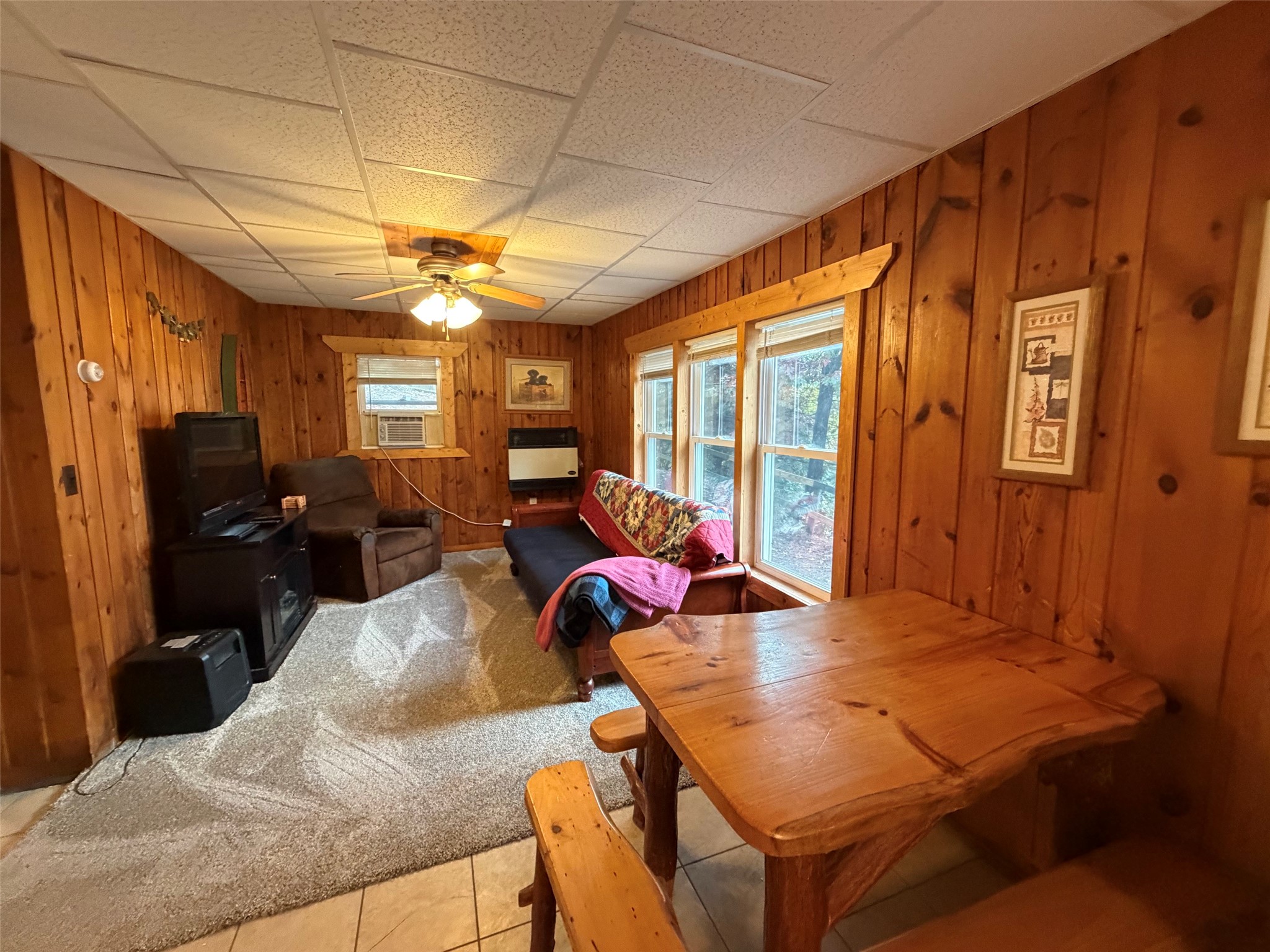 6833 View Point Lodge Road 14 (cabin 3) Property Photo 7