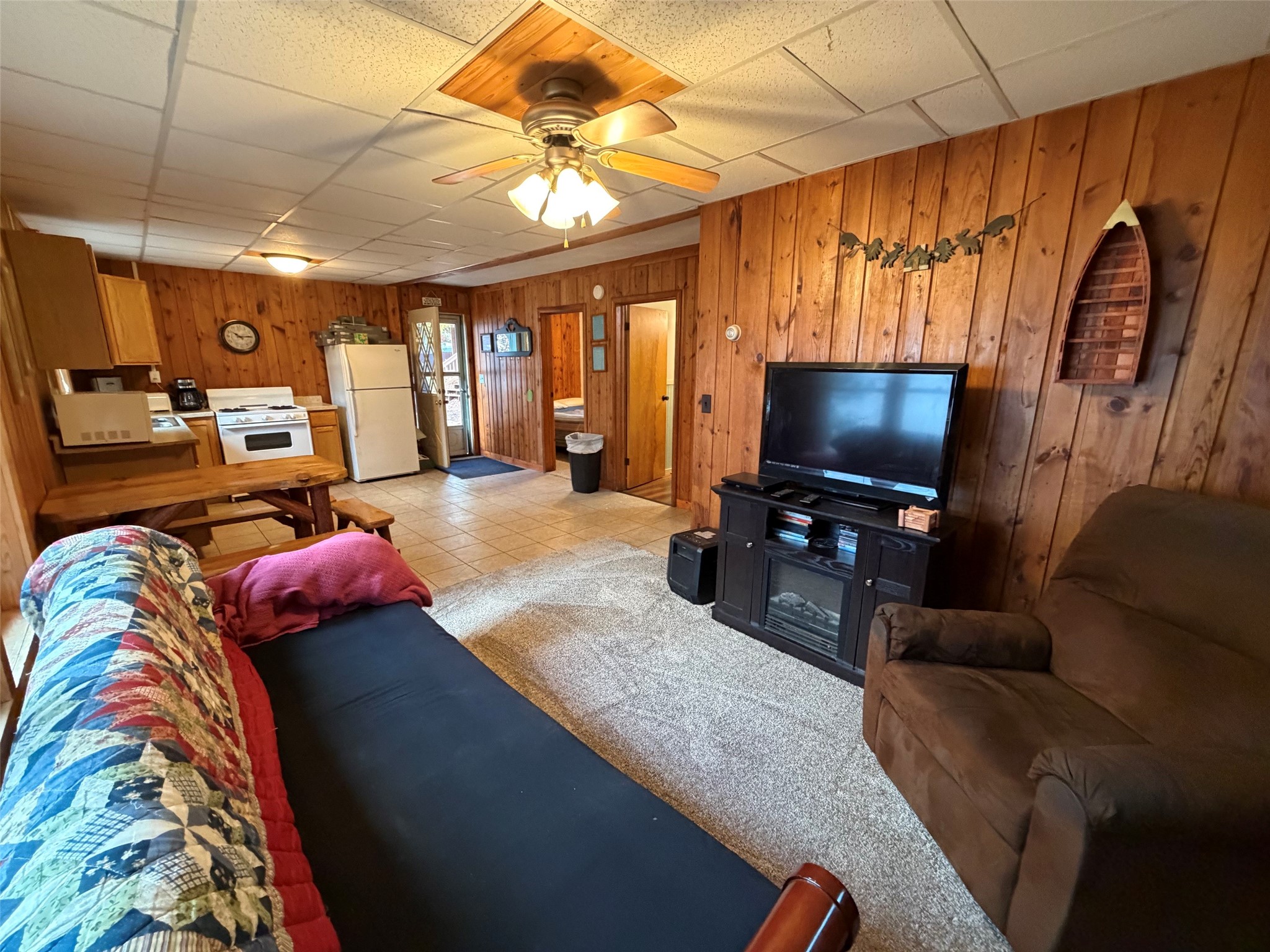 6833 View Point Lodge Road 14 (cabin 3) Property Photo 17