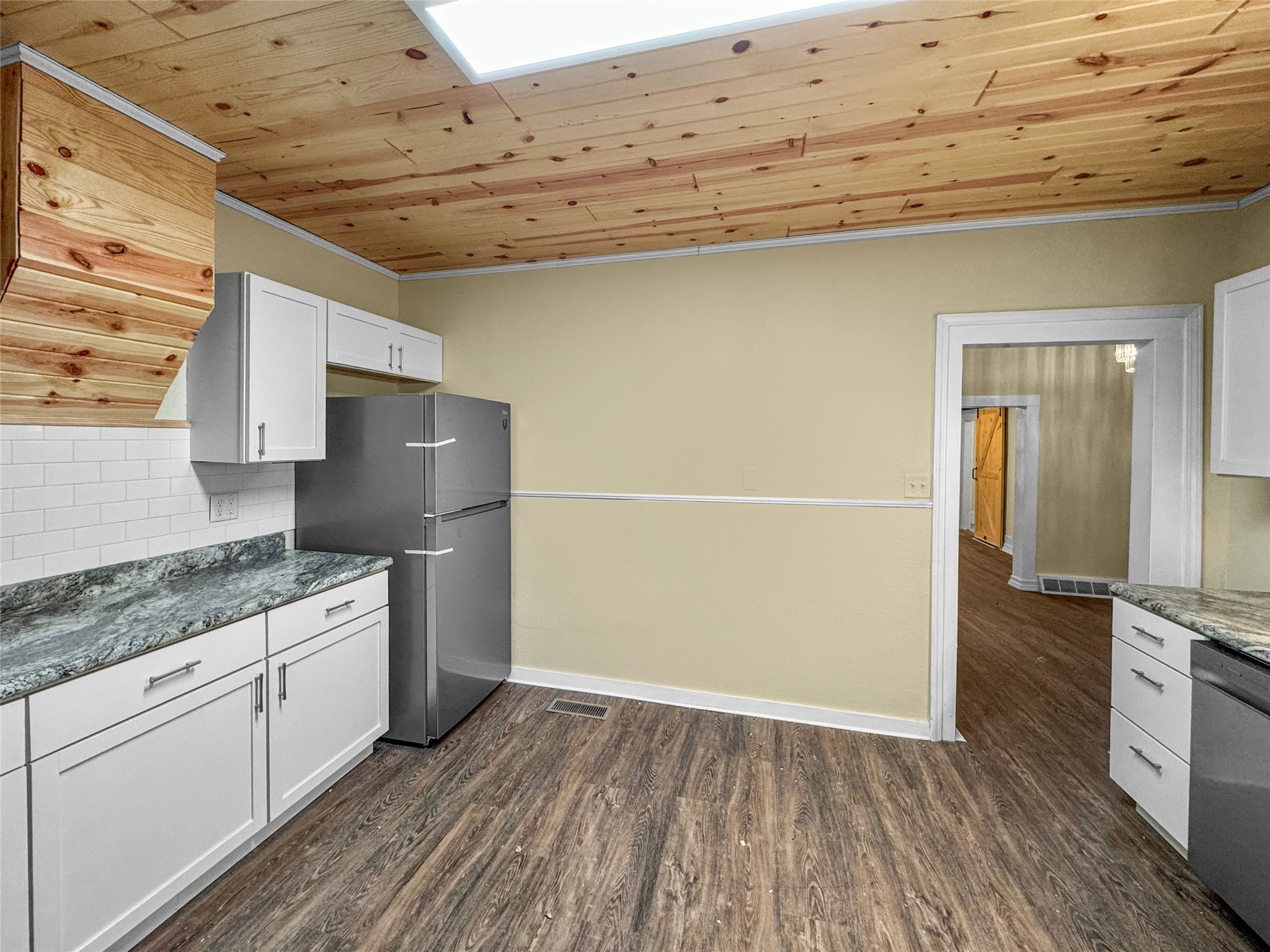 309 Dwight Street Property Photo 21