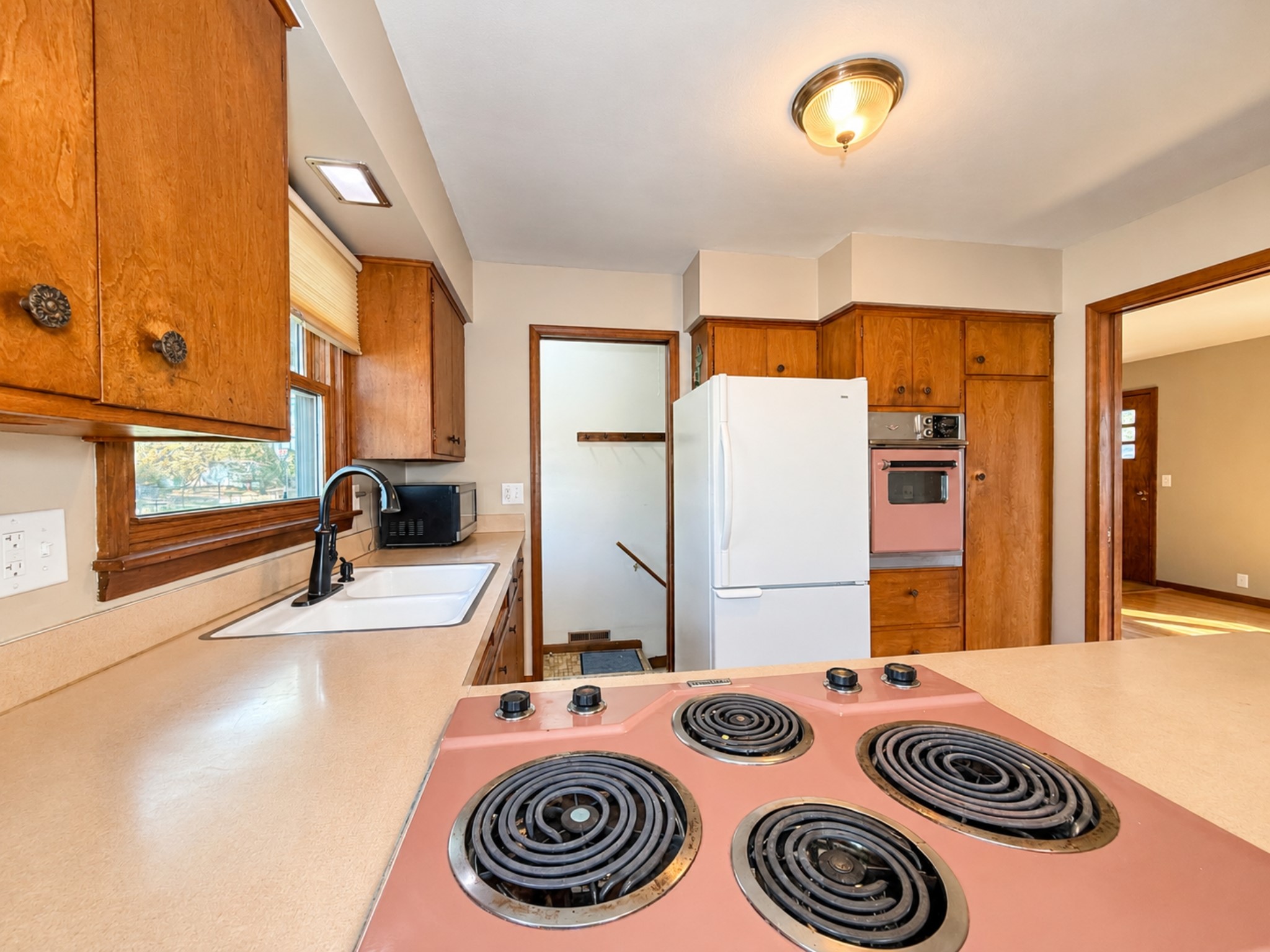 526 A Street Property Photo 11
