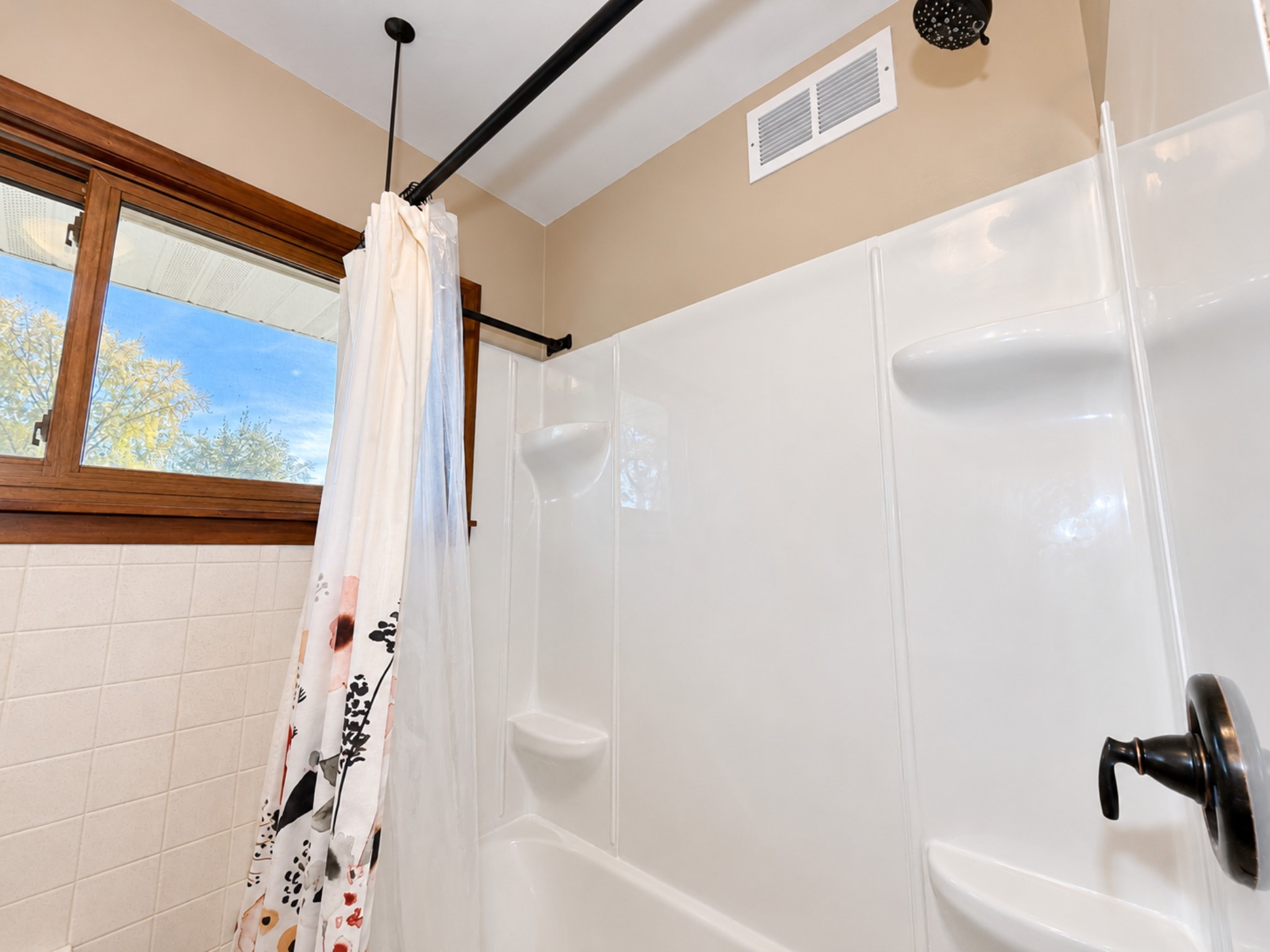 526 A Street Property Photo 22