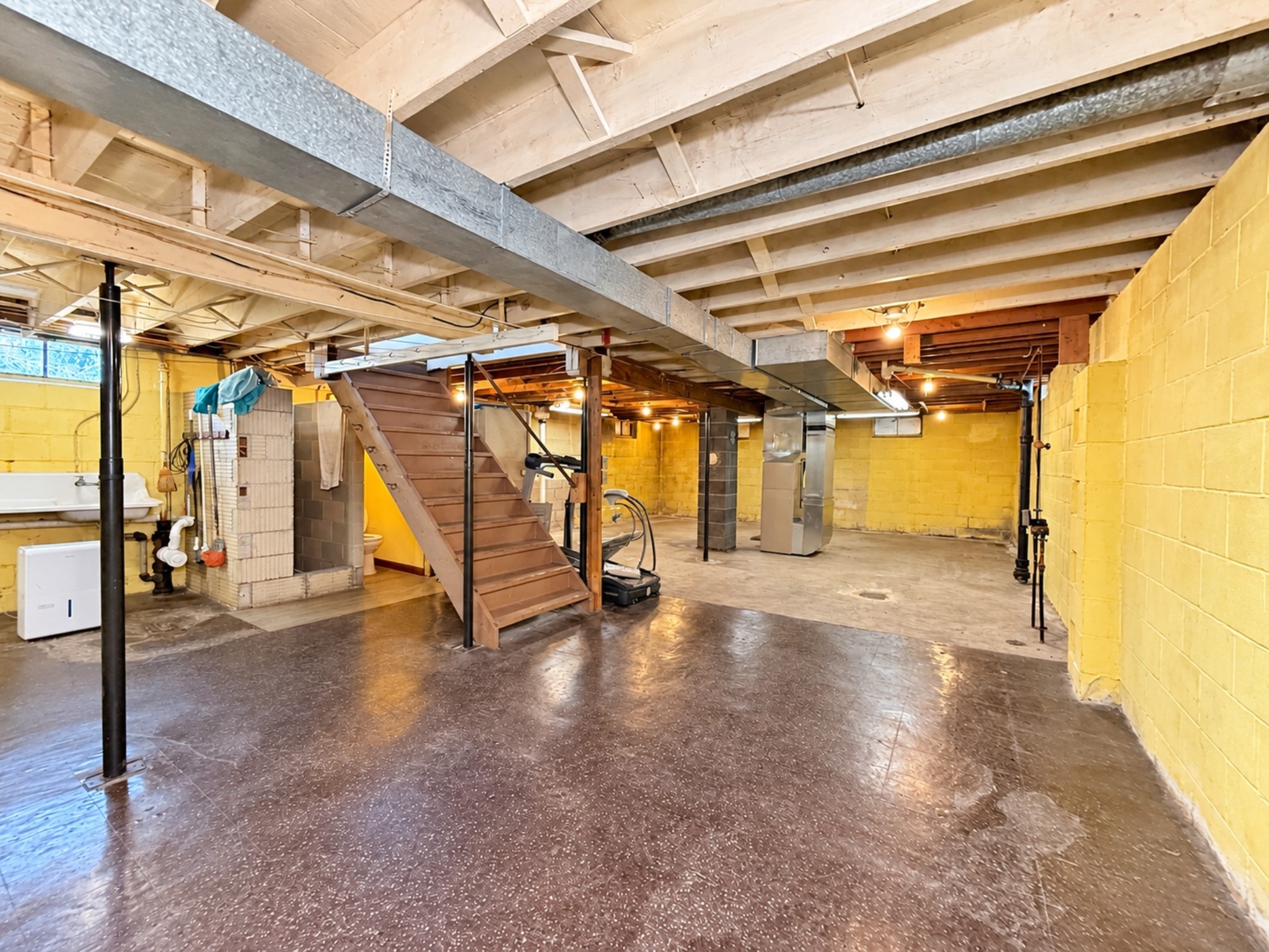 526 A Street Property Photo 28