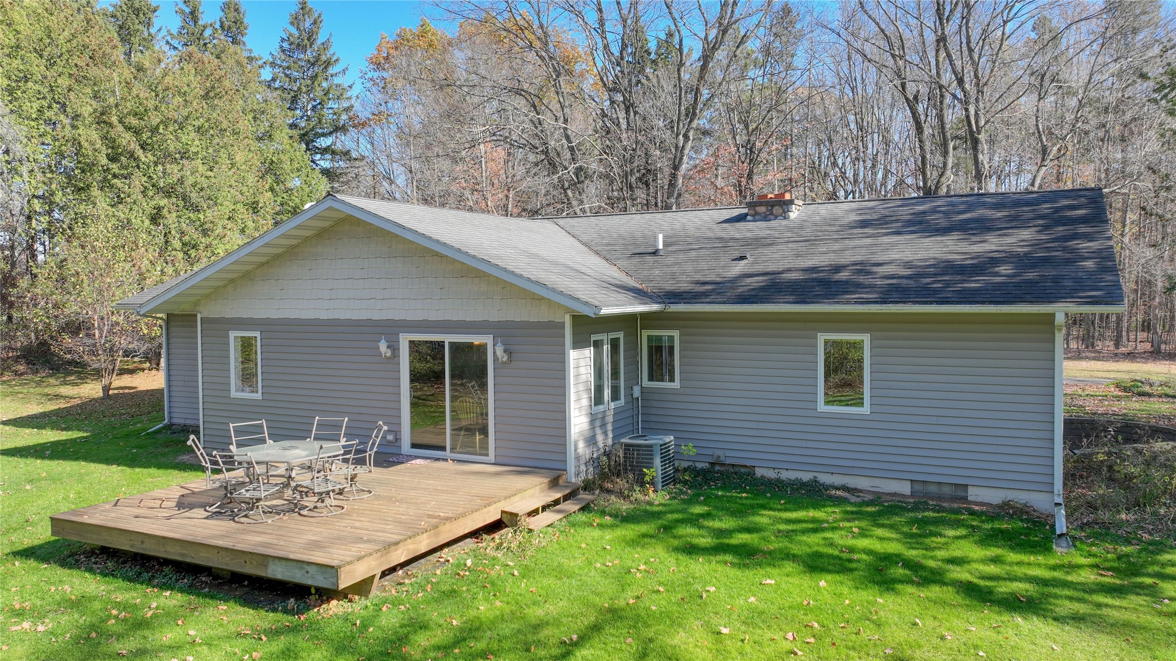 W7950 Us Highway 8 Property Photo 22