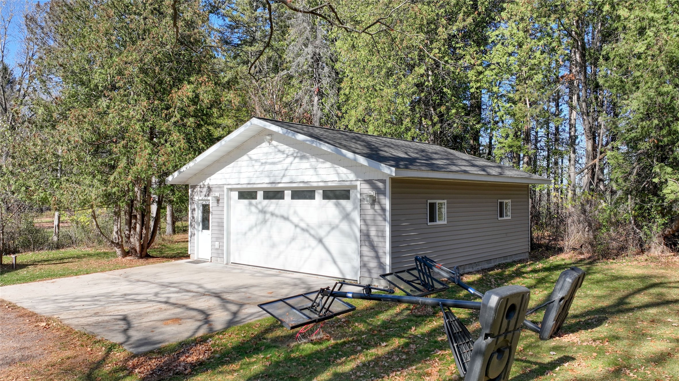 W7950 Us Highway 8 Property Photo 25
