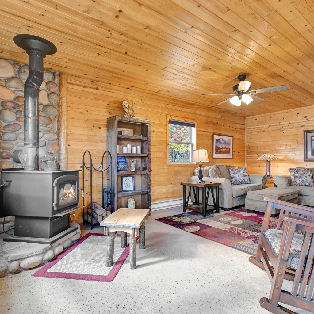 55740 Peach Court Property Photo 9