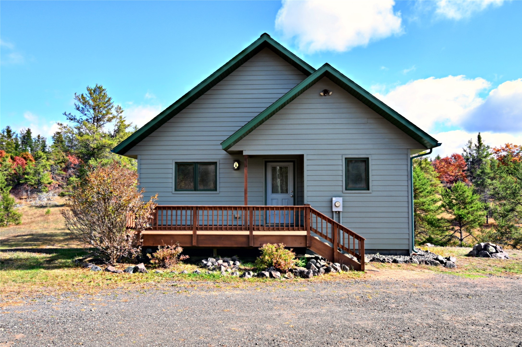 53200 Jack Pine Lane Property Photo 2