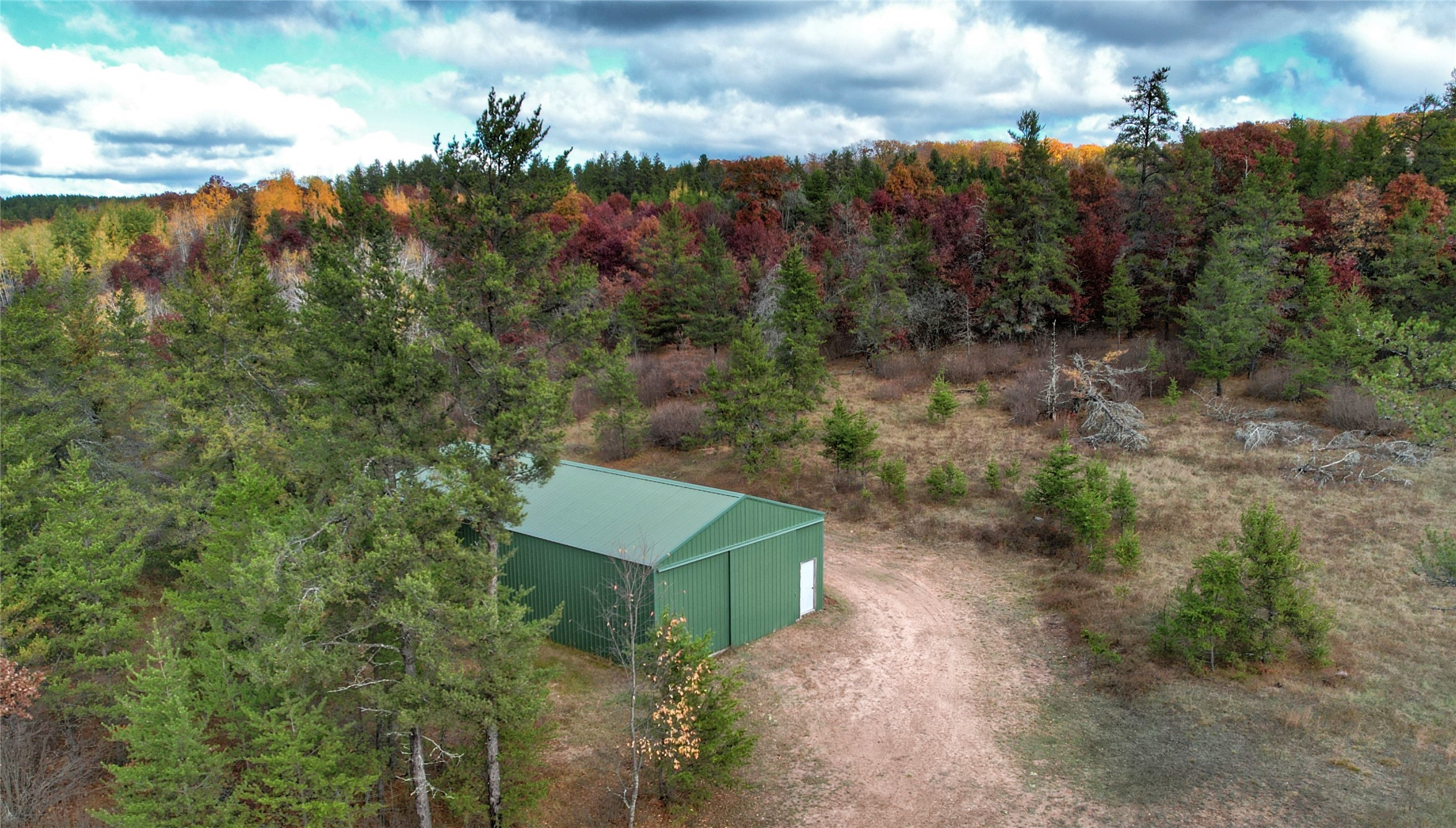53200 Jack Pine Lane Property Photo 6