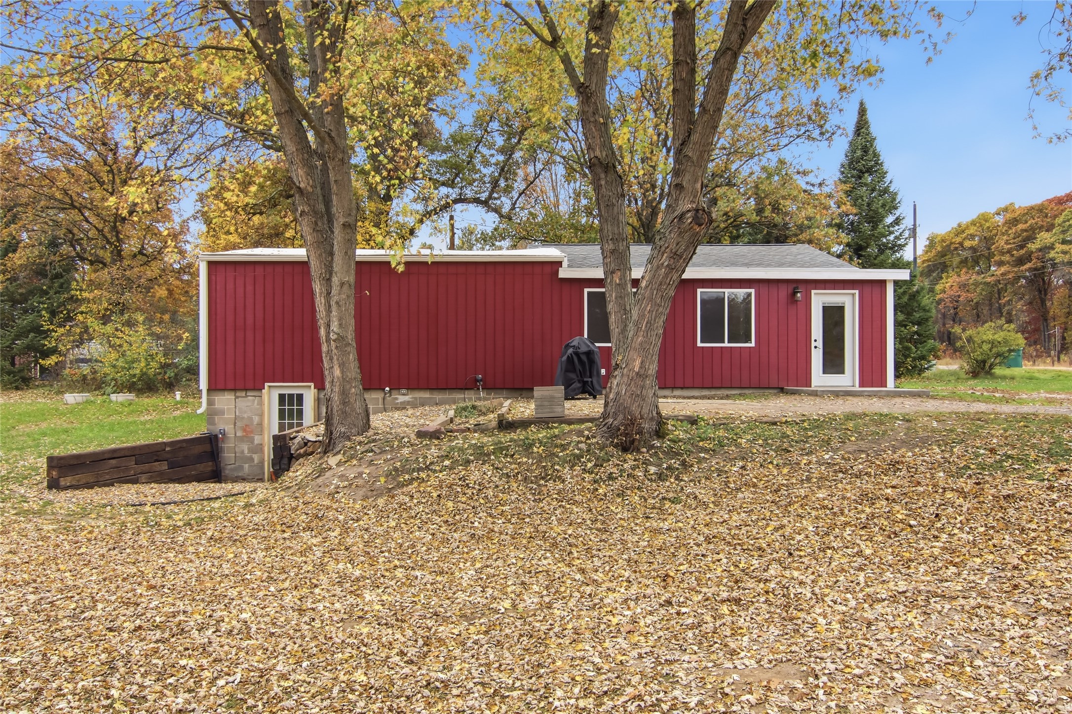 9301 Olson Drive Property Photo 4