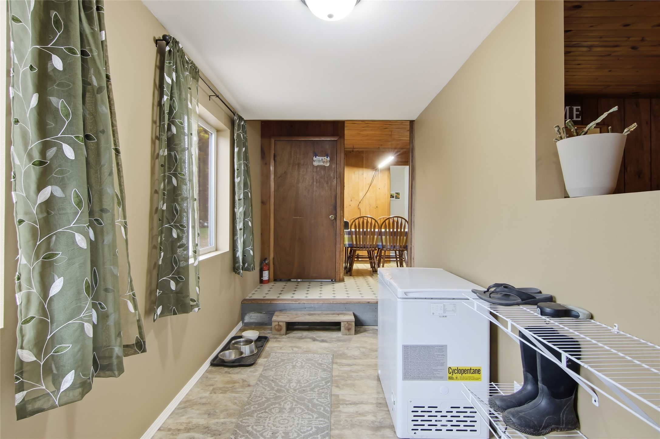 9301 Olson Drive Property Photo 9