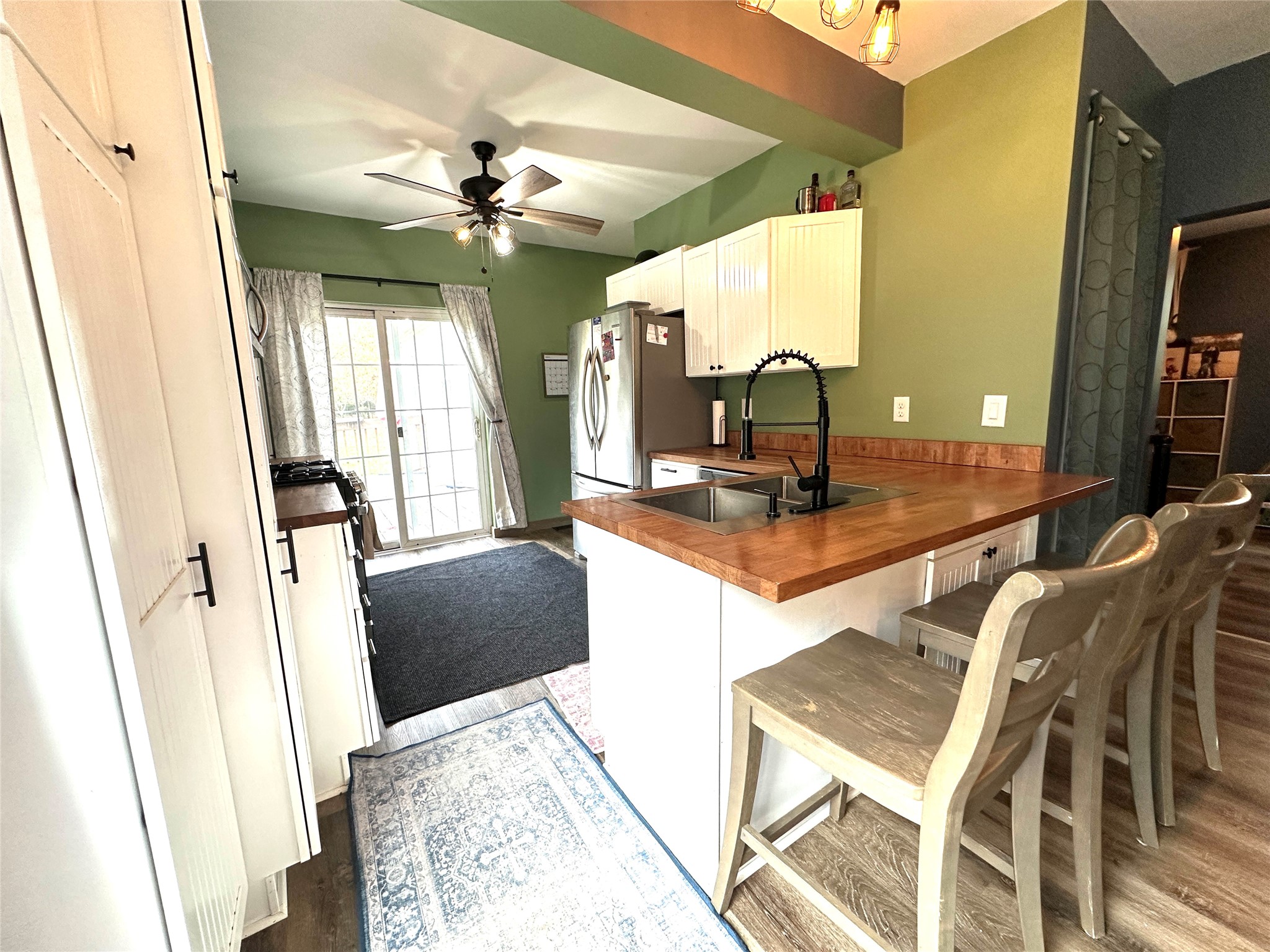 874 25th Street Property Photo 11