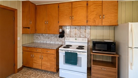 526 Cedar Street Property Photo 5