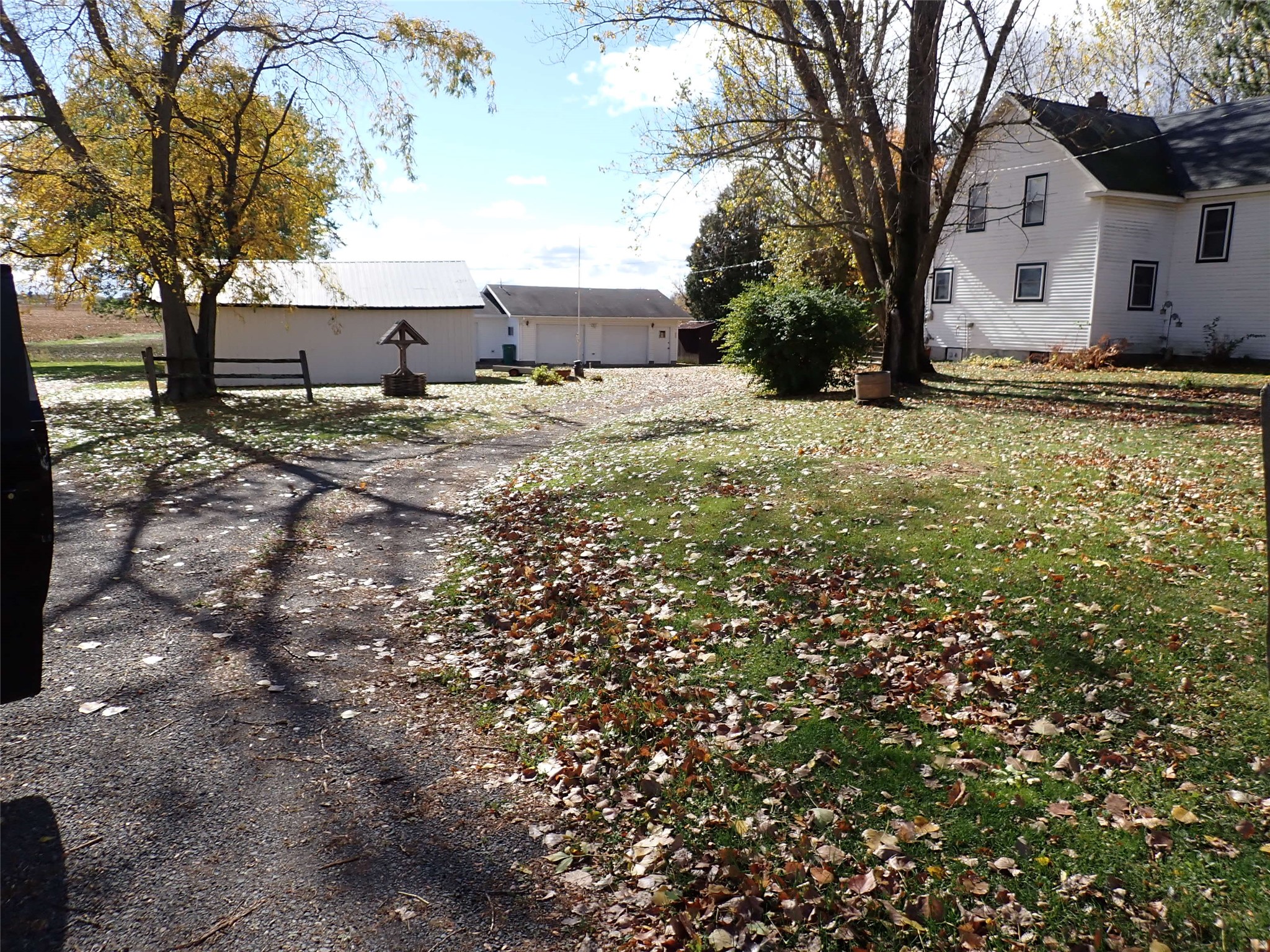 214 Logan Avenue E Property Photo 6