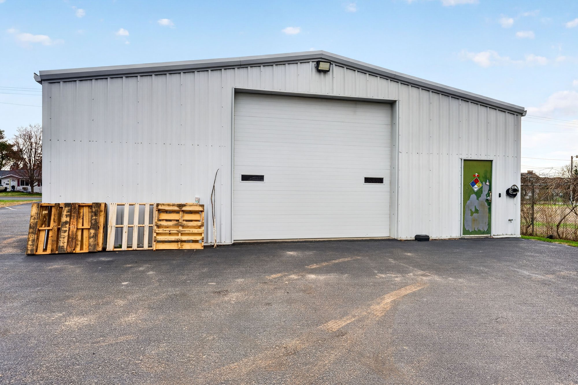 1590 Macauley Avenue Property Photo 2