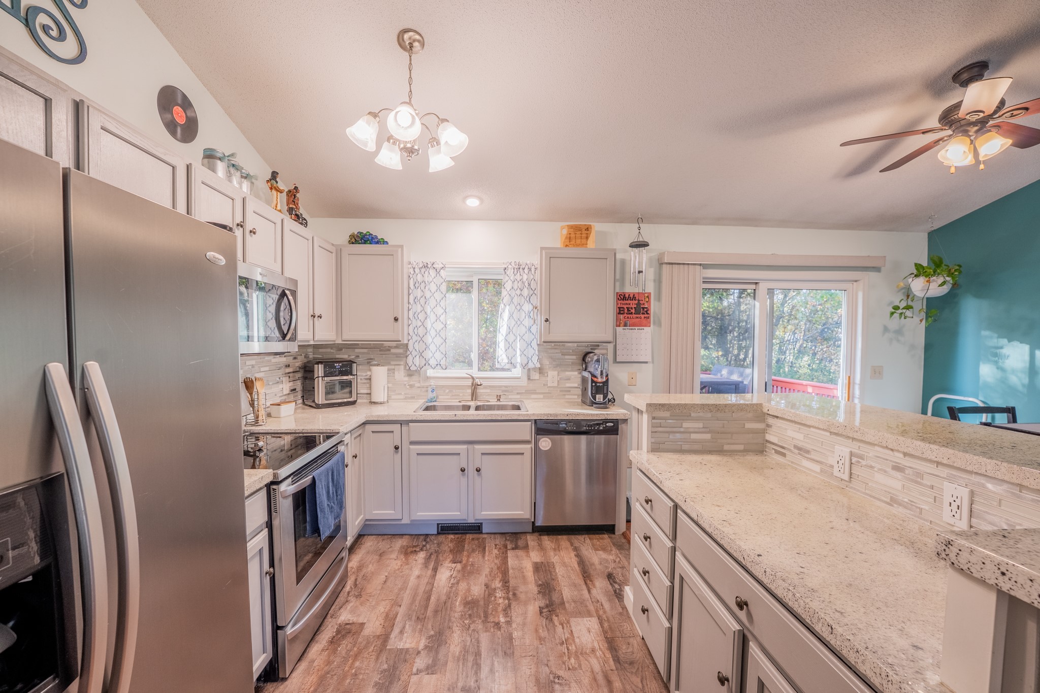 2411 Kenora Parkway Property Photo 12