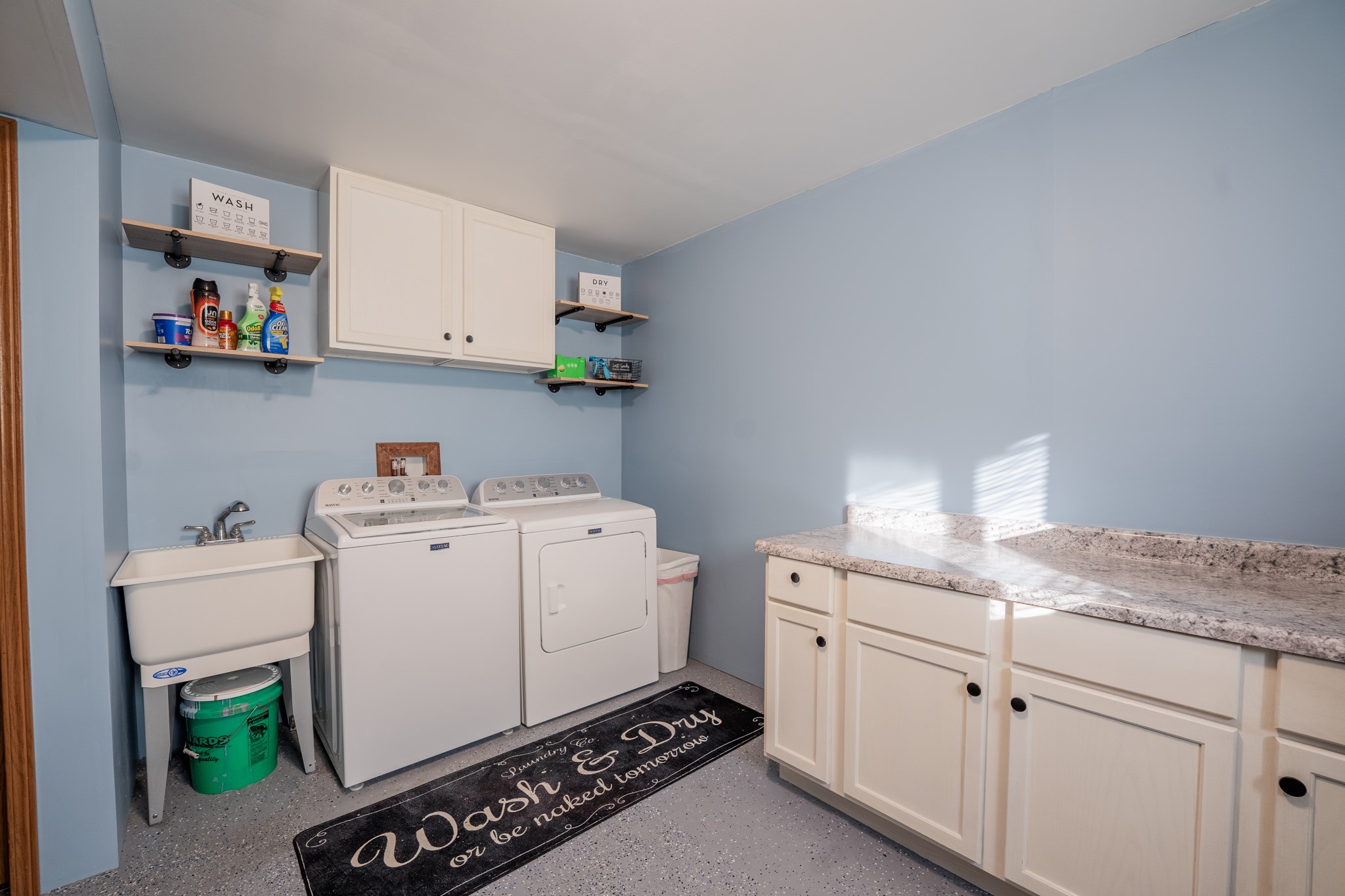 2411 Kenora Parkway Property Photo 31