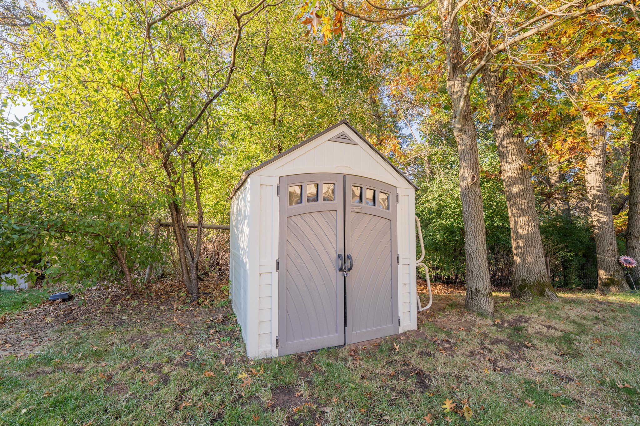 2411 Kenora Parkway Property Photo 37