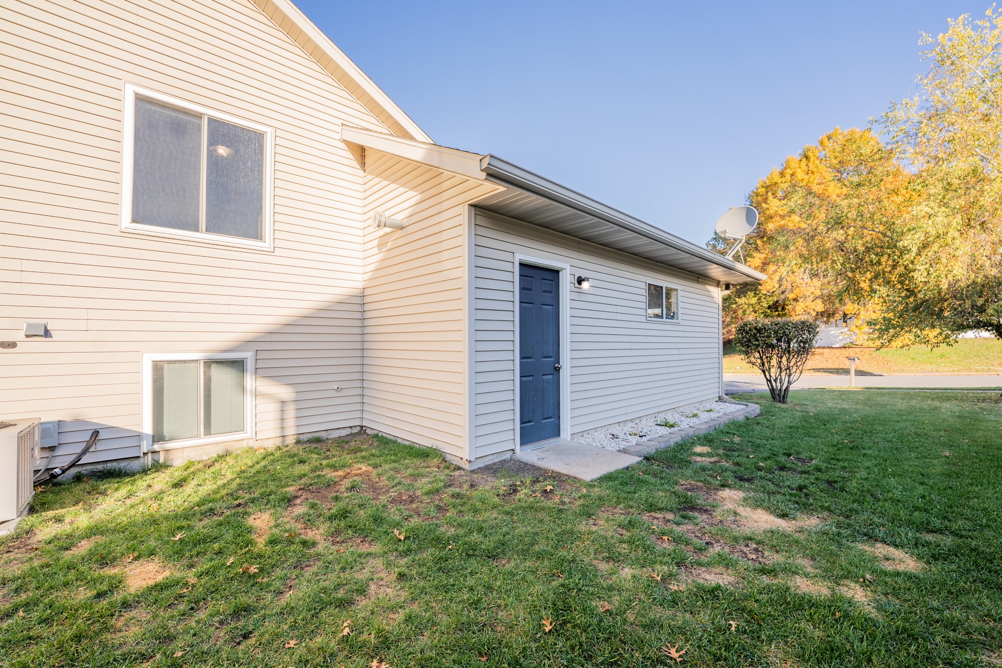2411 Kenora Parkway Property Photo 40
