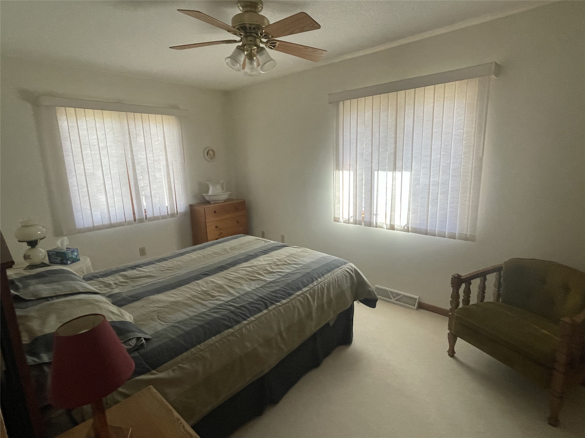 1100 S 7th Avenue Property Photo 13
