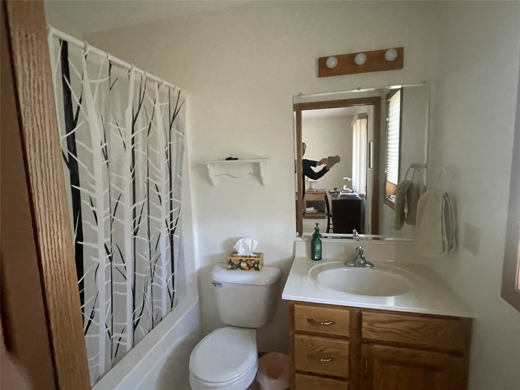 1100 S 7th Avenue Property Photo 15