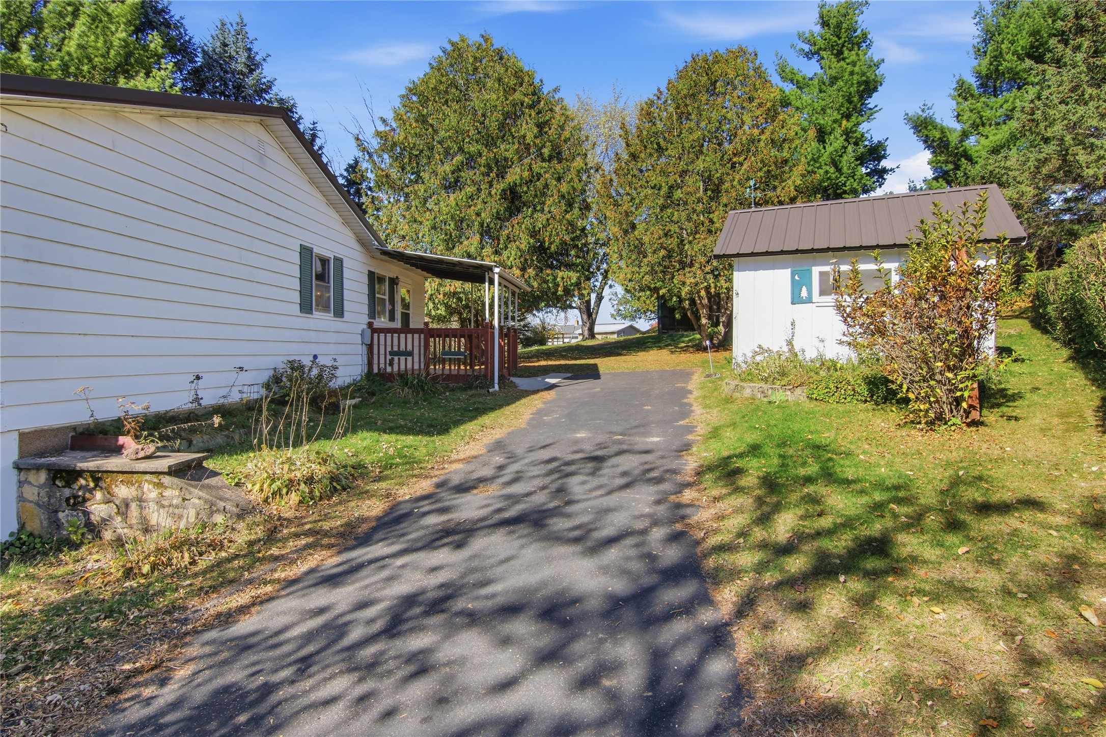 921 S Main Court Property Photo 3