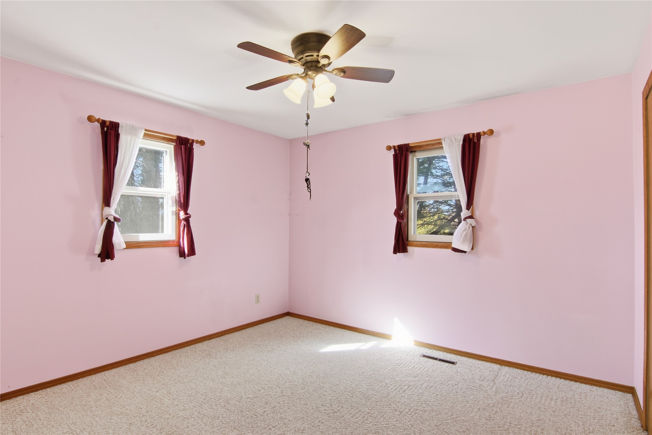 921 S Main Court Property Photo 14