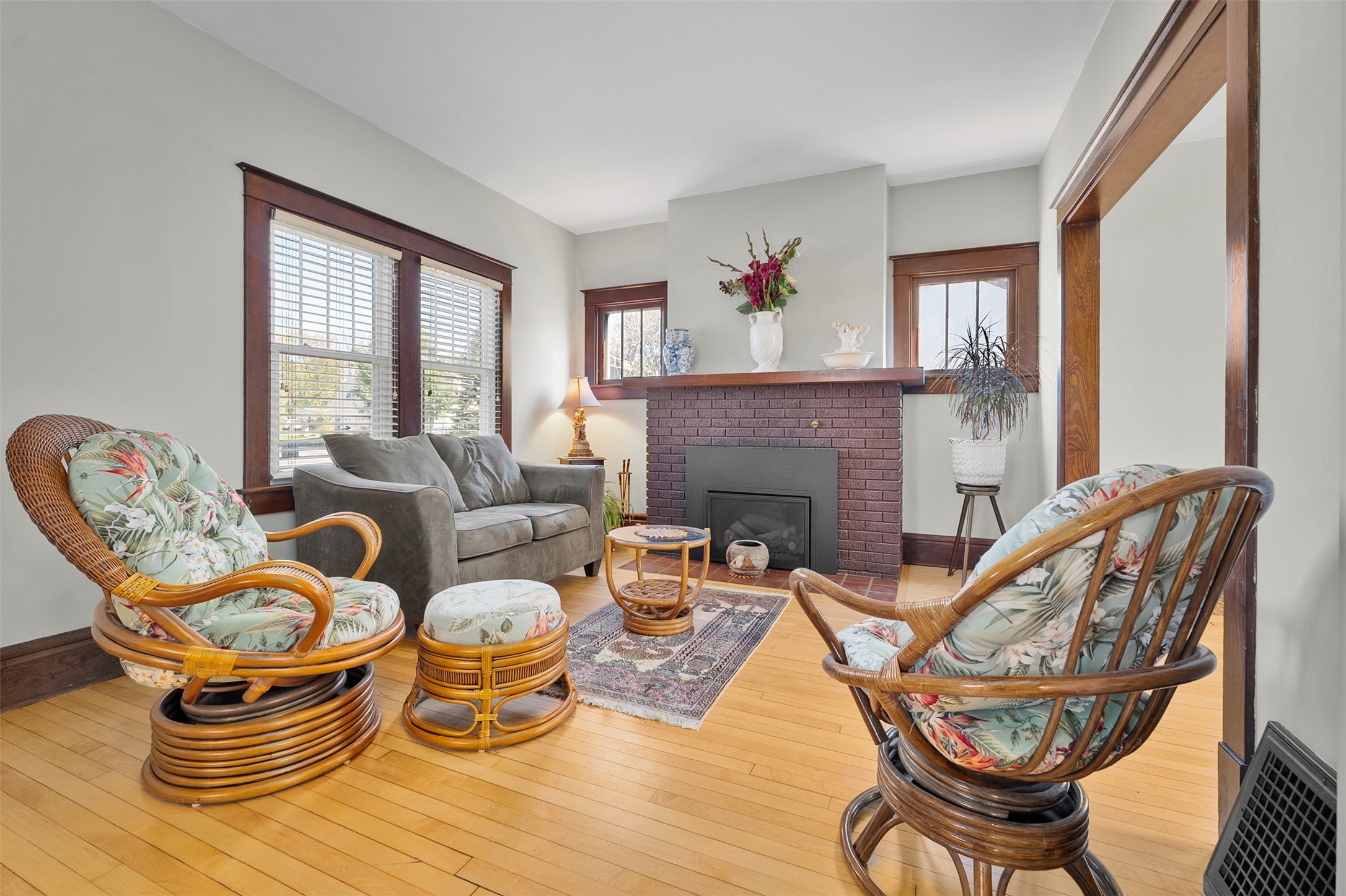233 Garfield Avenue Property Photo 4