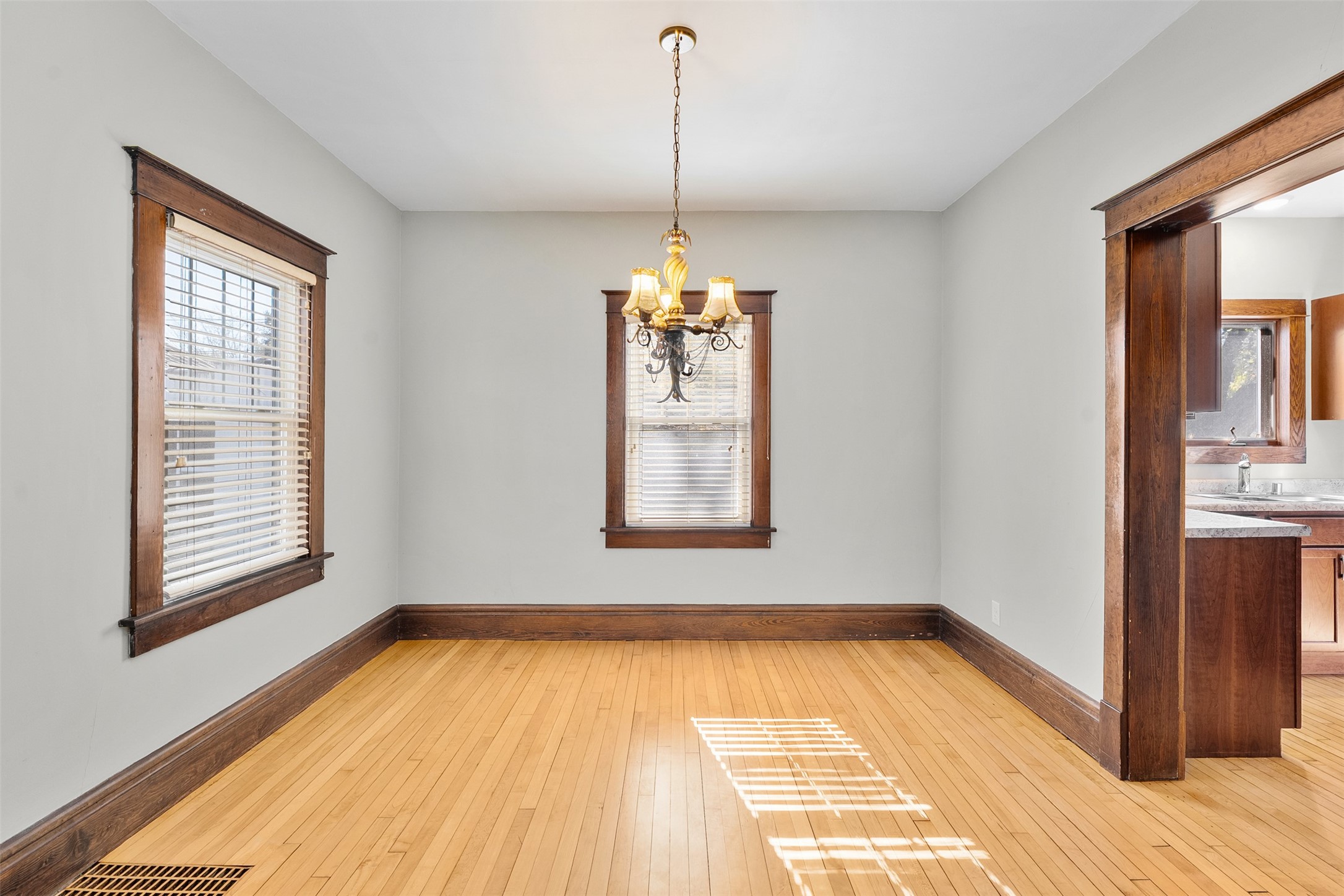 233 Garfield Avenue Property Photo 7