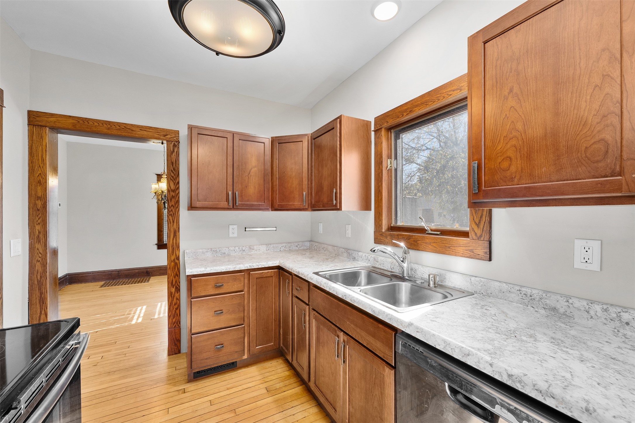 233 Garfield Avenue Property Photo 12