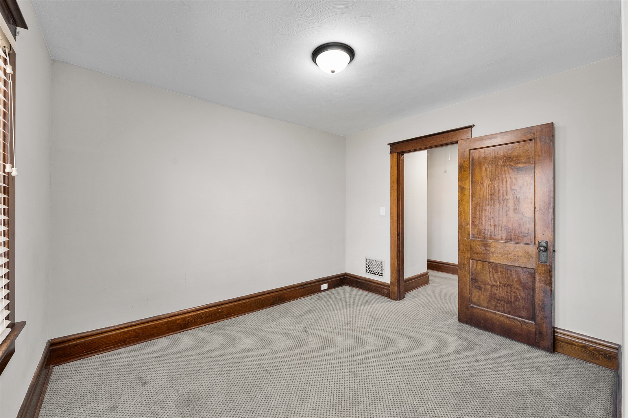233 Garfield Avenue Property Photo 18