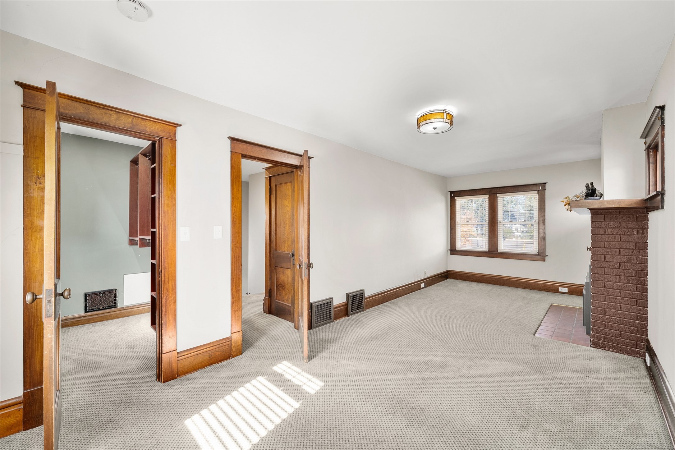 233 Garfield Avenue Property Photo 19