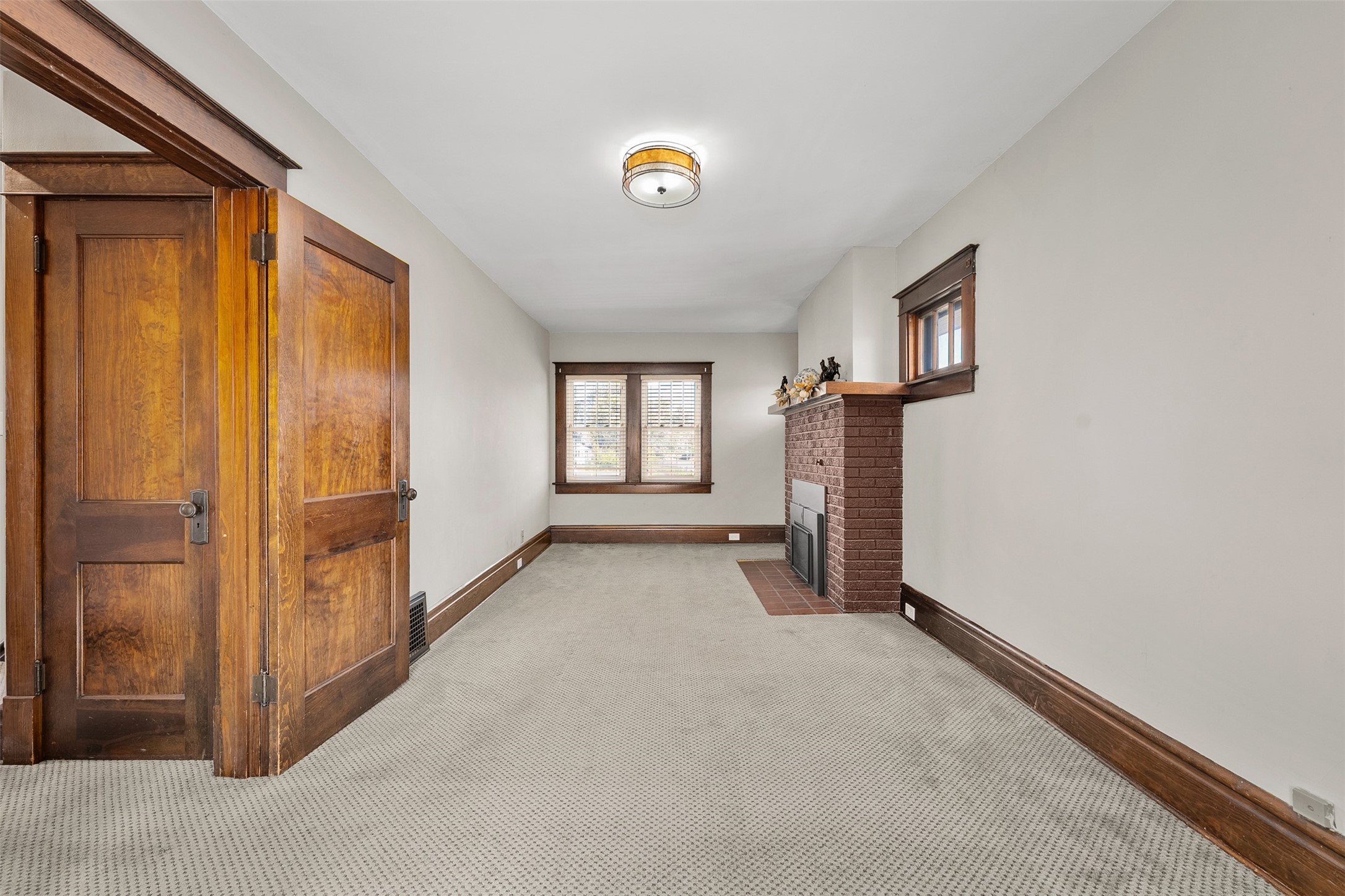 233 Garfield Avenue Property Photo 23
