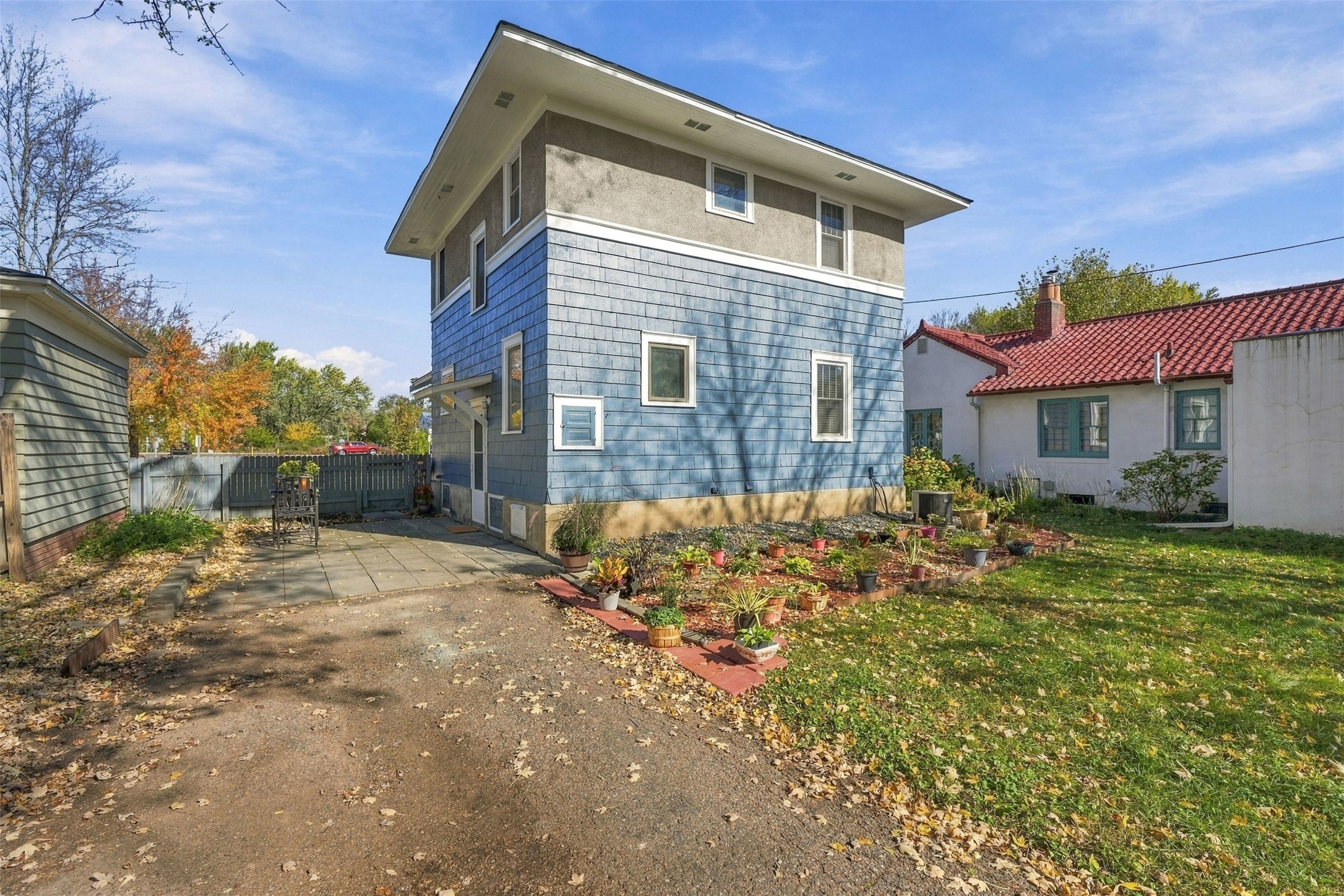 233 Garfield Avenue Property Photo 34