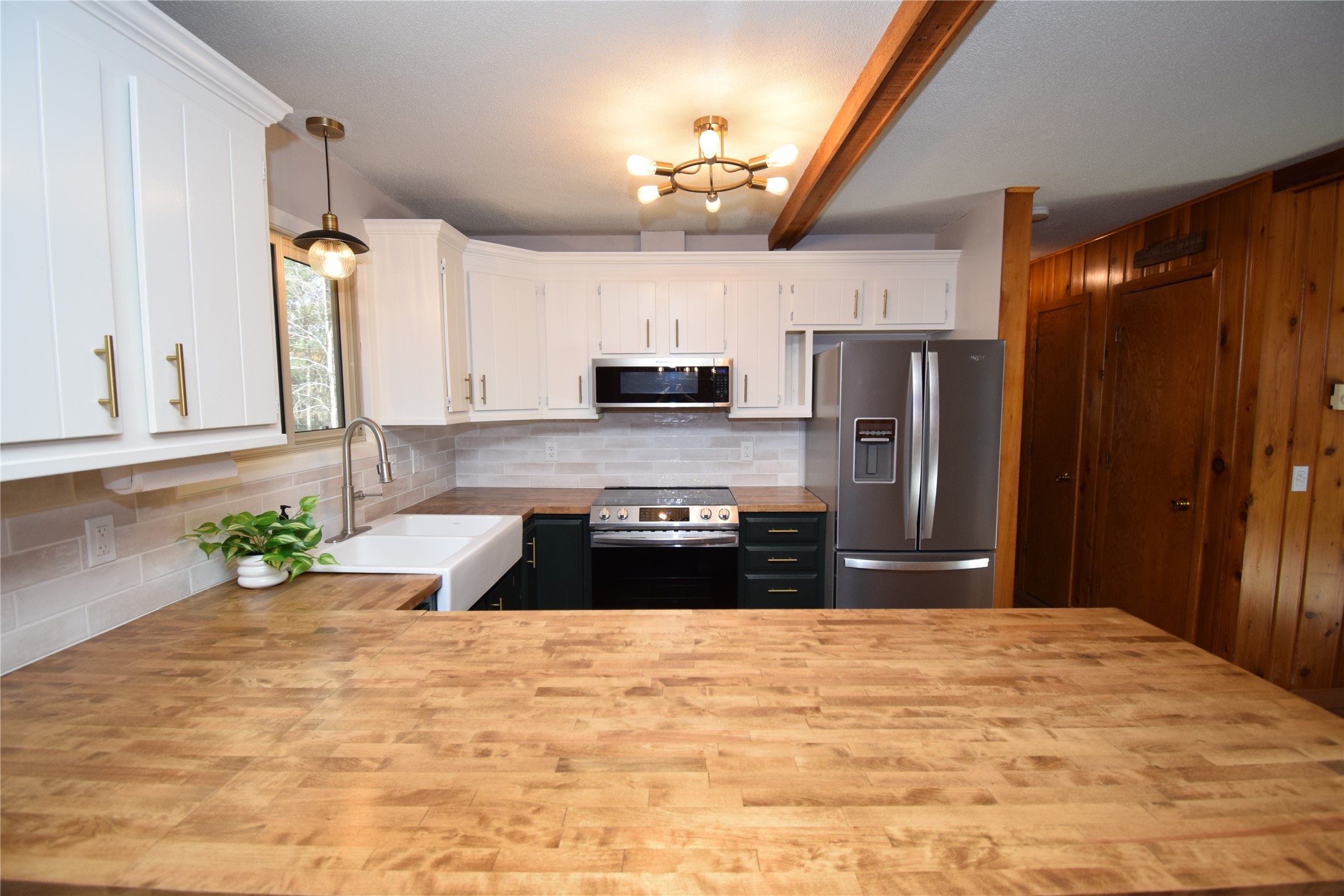 28933 Treasure Island Road Property Photo 7