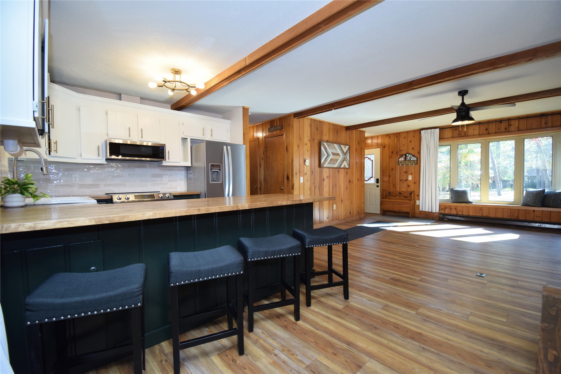 28933 Treasure Island Road Property Photo 8
