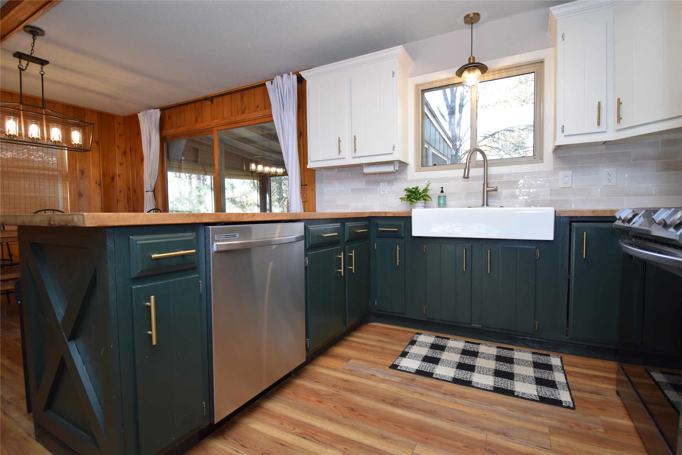 28933 Treasure Island Road Property Photo 12