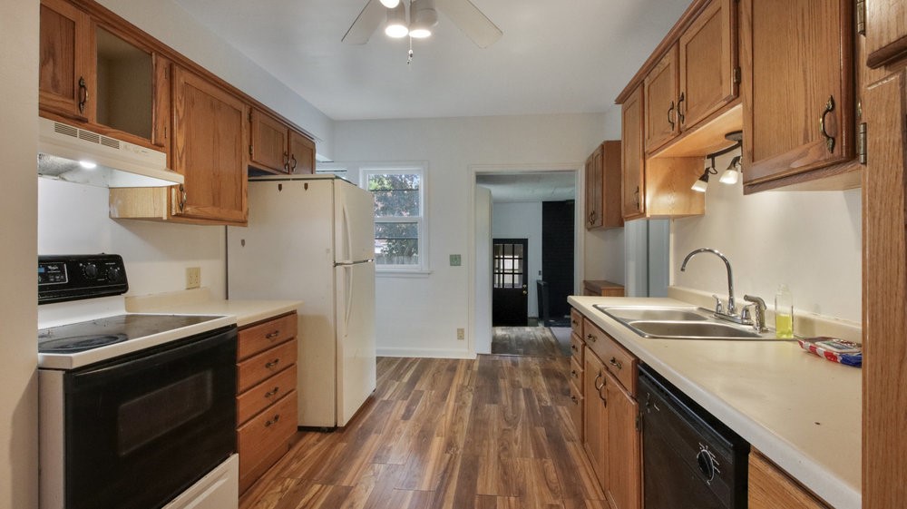 35 Hatten Avenue Property Photo 7