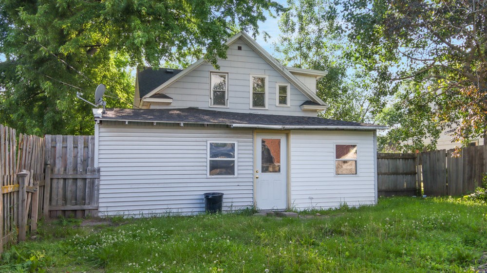 35 Hatten Avenue Property Photo 27