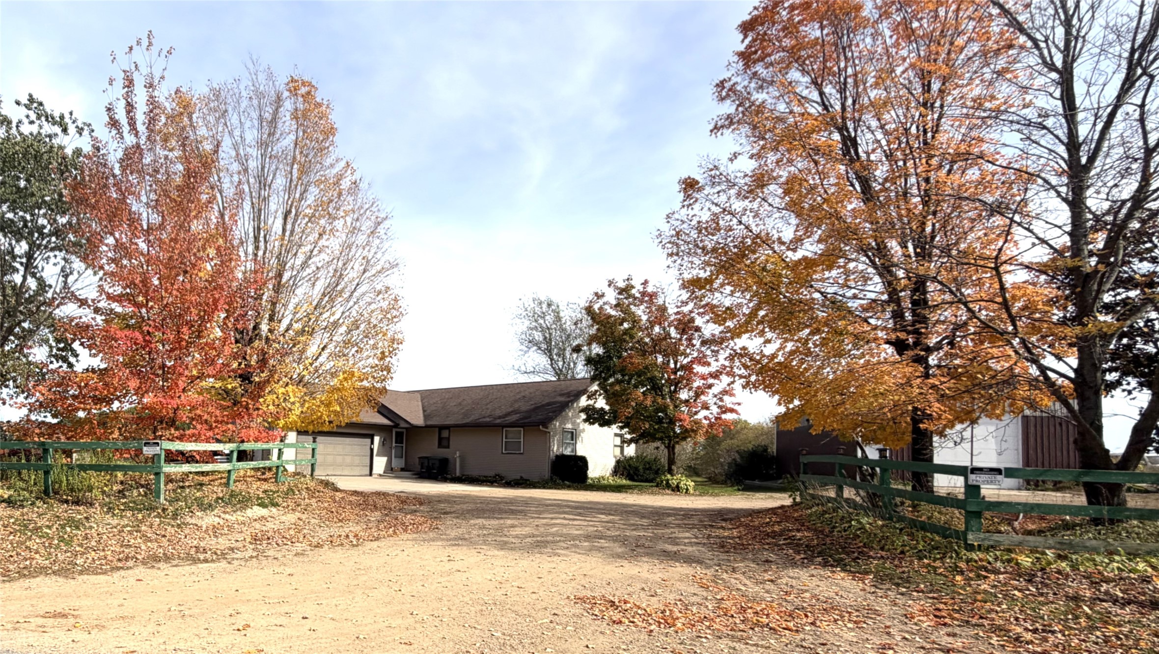 8063 North Road Property Photo 1