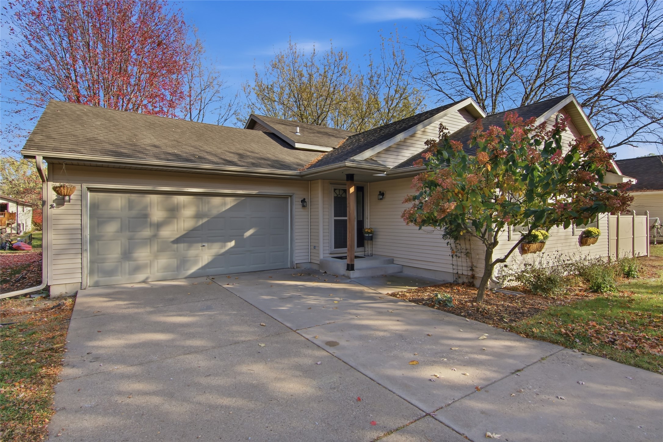 3135 Green View Drive Property Photo 25