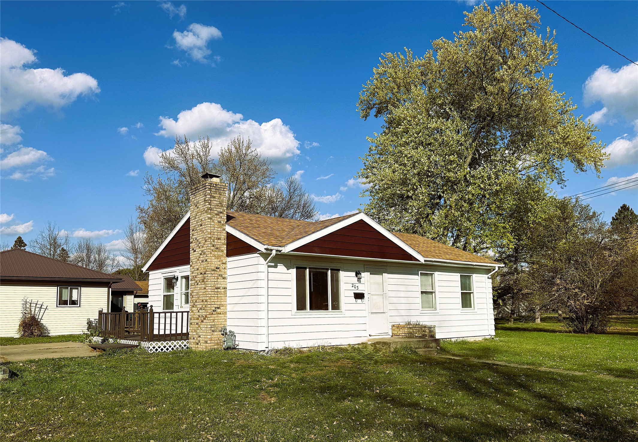 203 College Avenue Property Photo 1