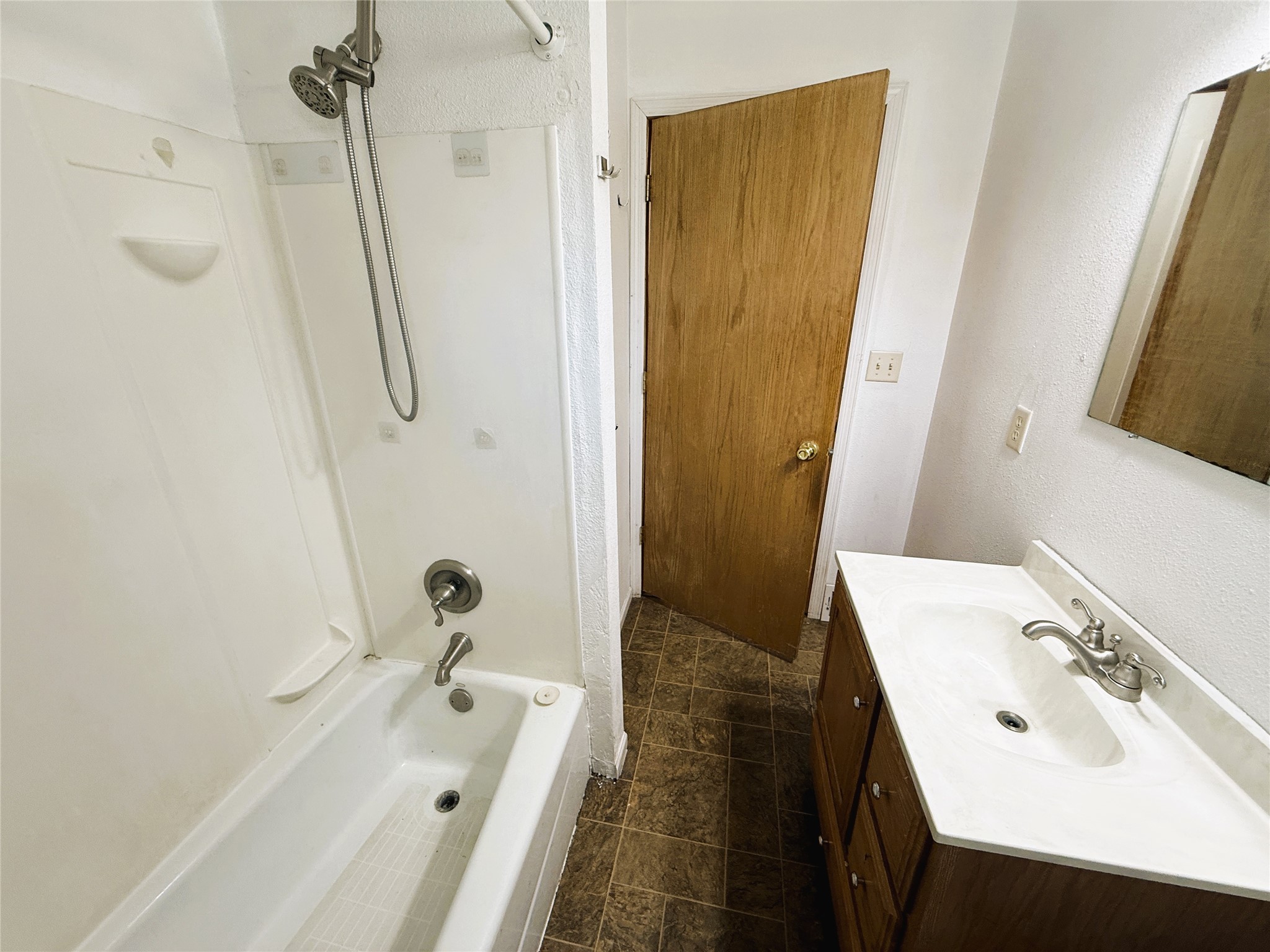203 College Avenue Property Photo 9