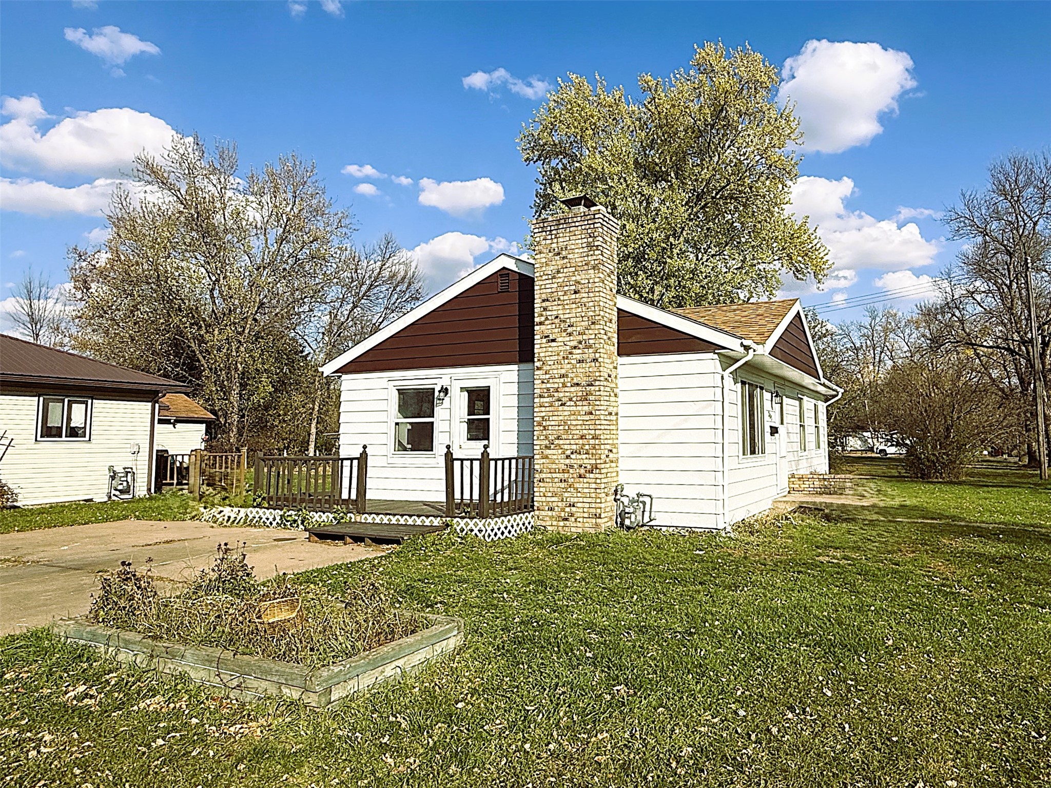 203 College Avenue Property Photo 21