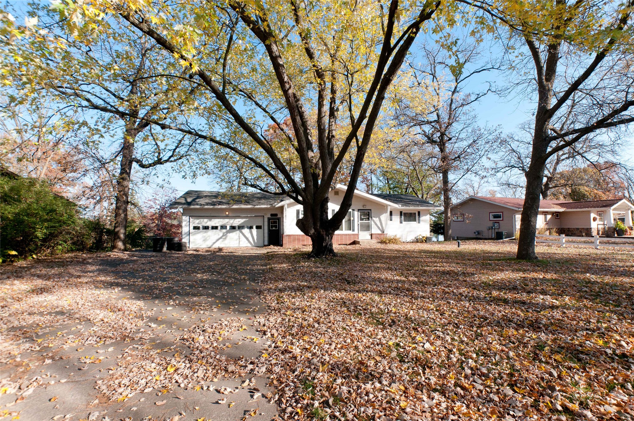 2227 20 1/2-20 1/4 Street Property Photo 4