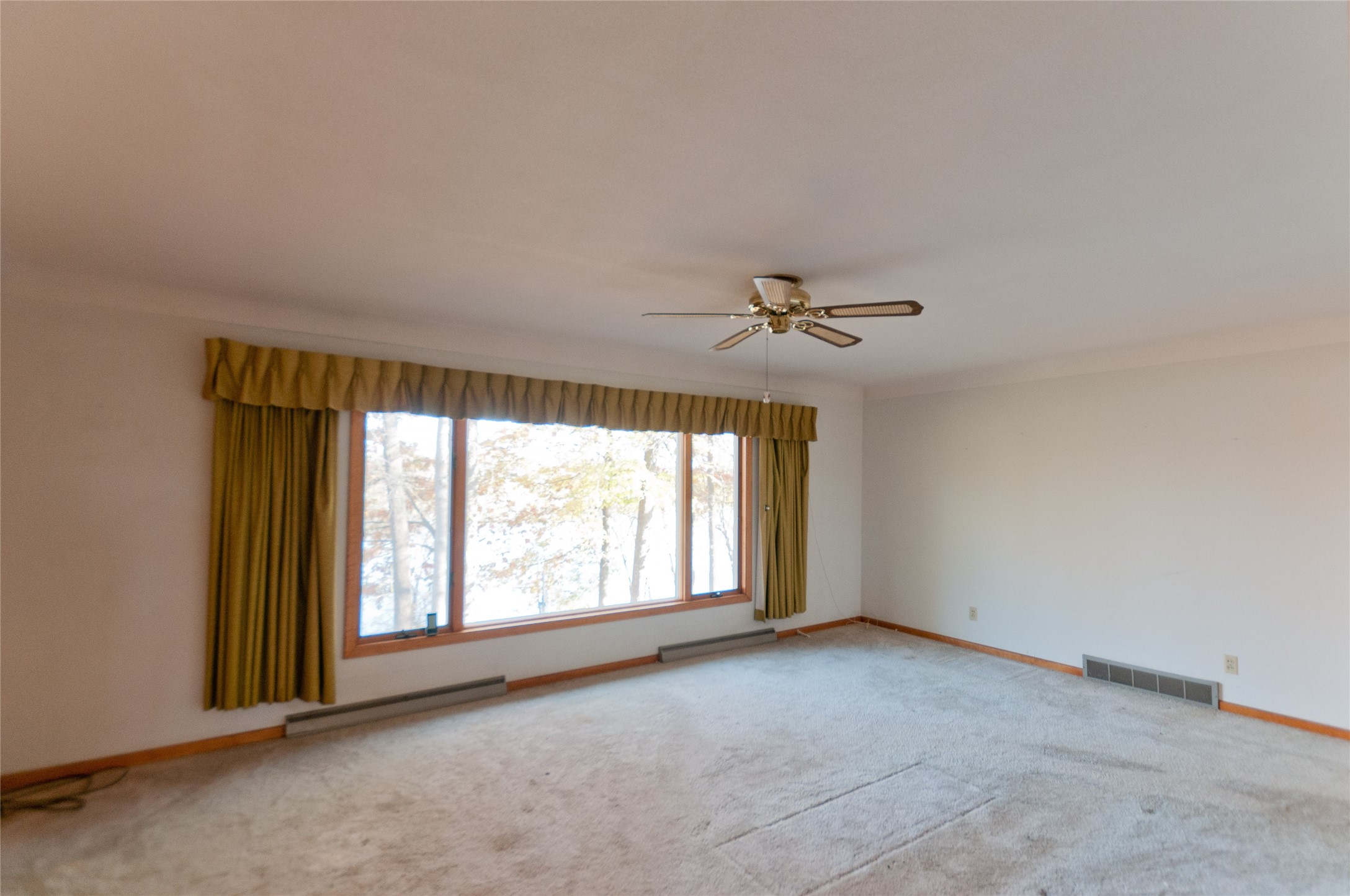 2227 20 1/2-20 1/4 Street Property Photo 18
