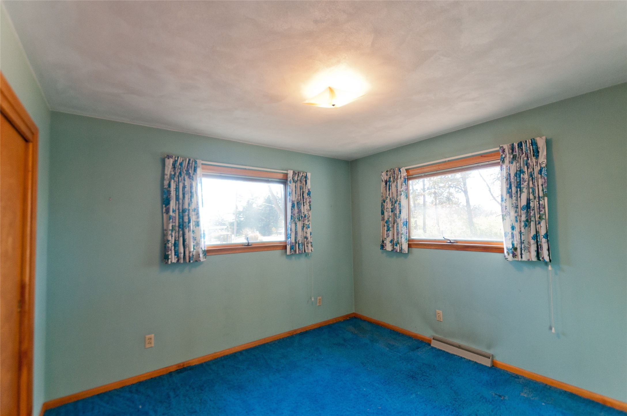 2227 20 1/2-20 1/4 Street Property Photo 19