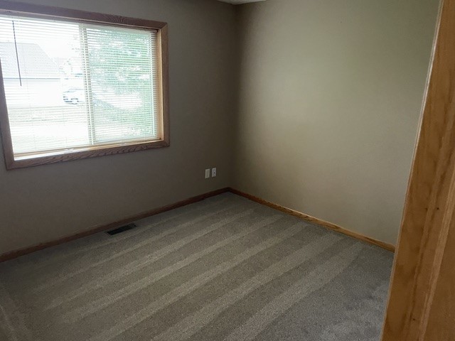 1909 Southridge Avenue Property Photo 4